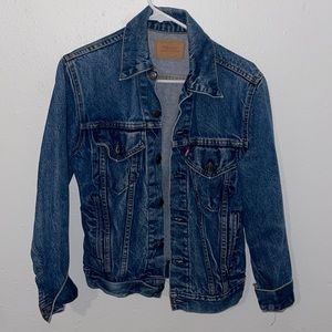 Size 34 Men’s Levi Vintage Denim Jacket